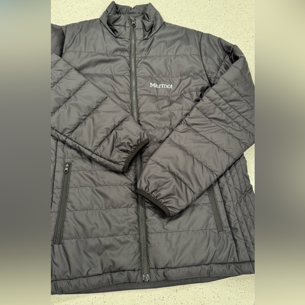 Women’s Marmot Black Insulated puffer down Jacket size XL EUC